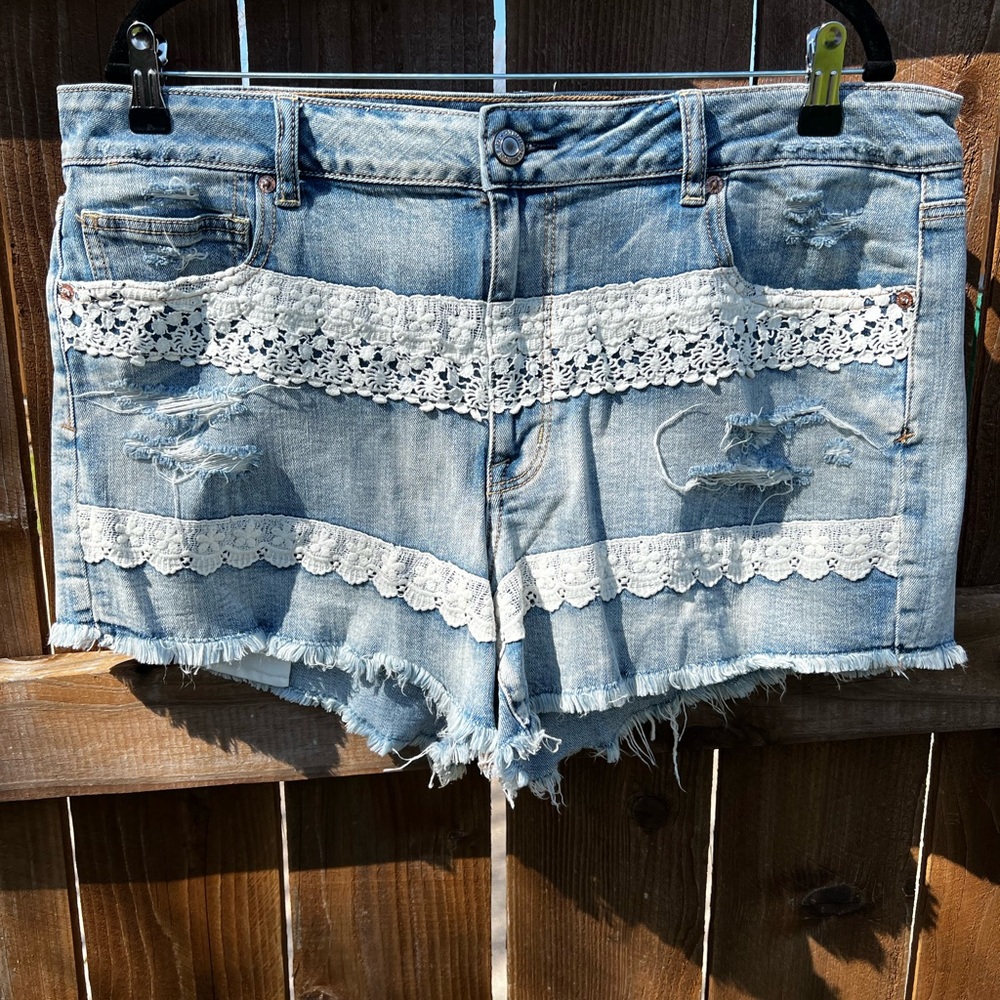 American Eagle Outfitters Hi-Rise Shortie, Size 18